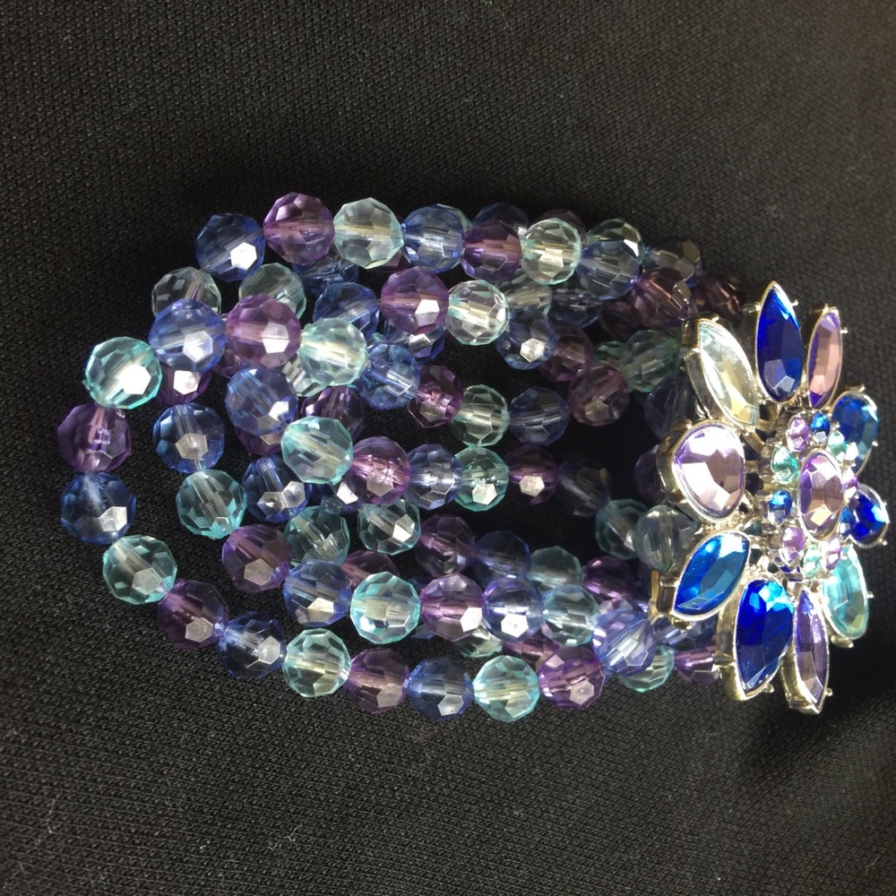 Beautiful Statement Bracelet NWOT